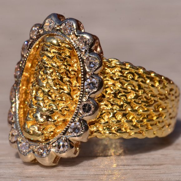 Vintage Two Tone Textured Buckle Ring with Natural Diamonds - Picture 2 of 10